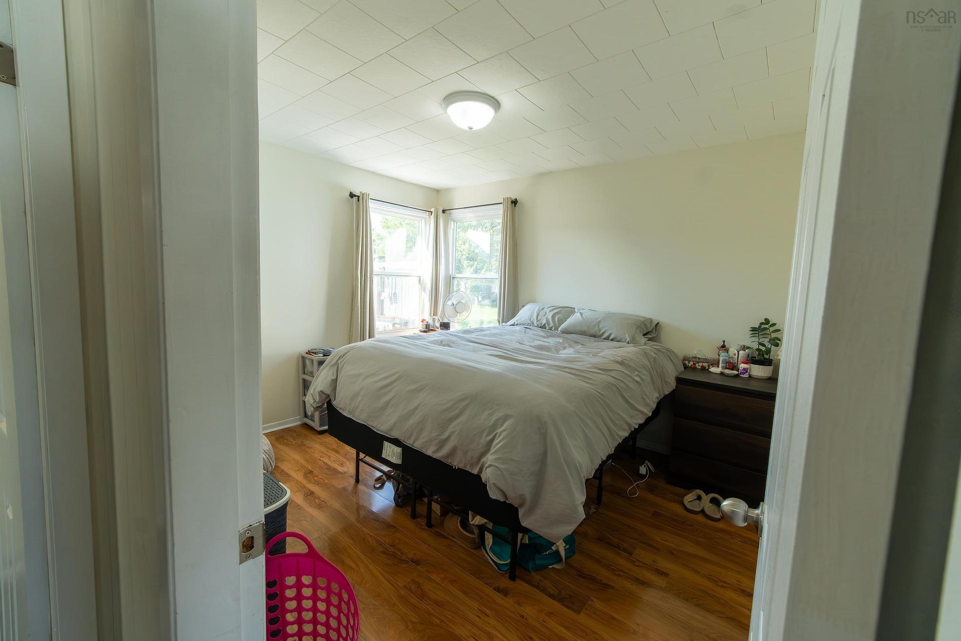 5 Edgewood Avenue, Amherst, NS - Indoor Photo Showing Bedroom