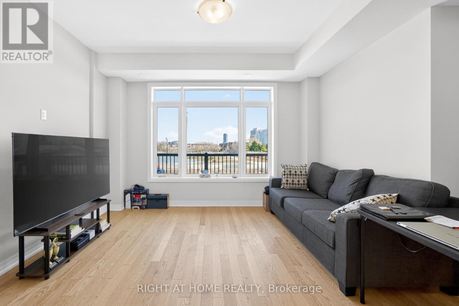 24 Monreau Drive, Brampton, ON - Indoor Photo Showing Living Room