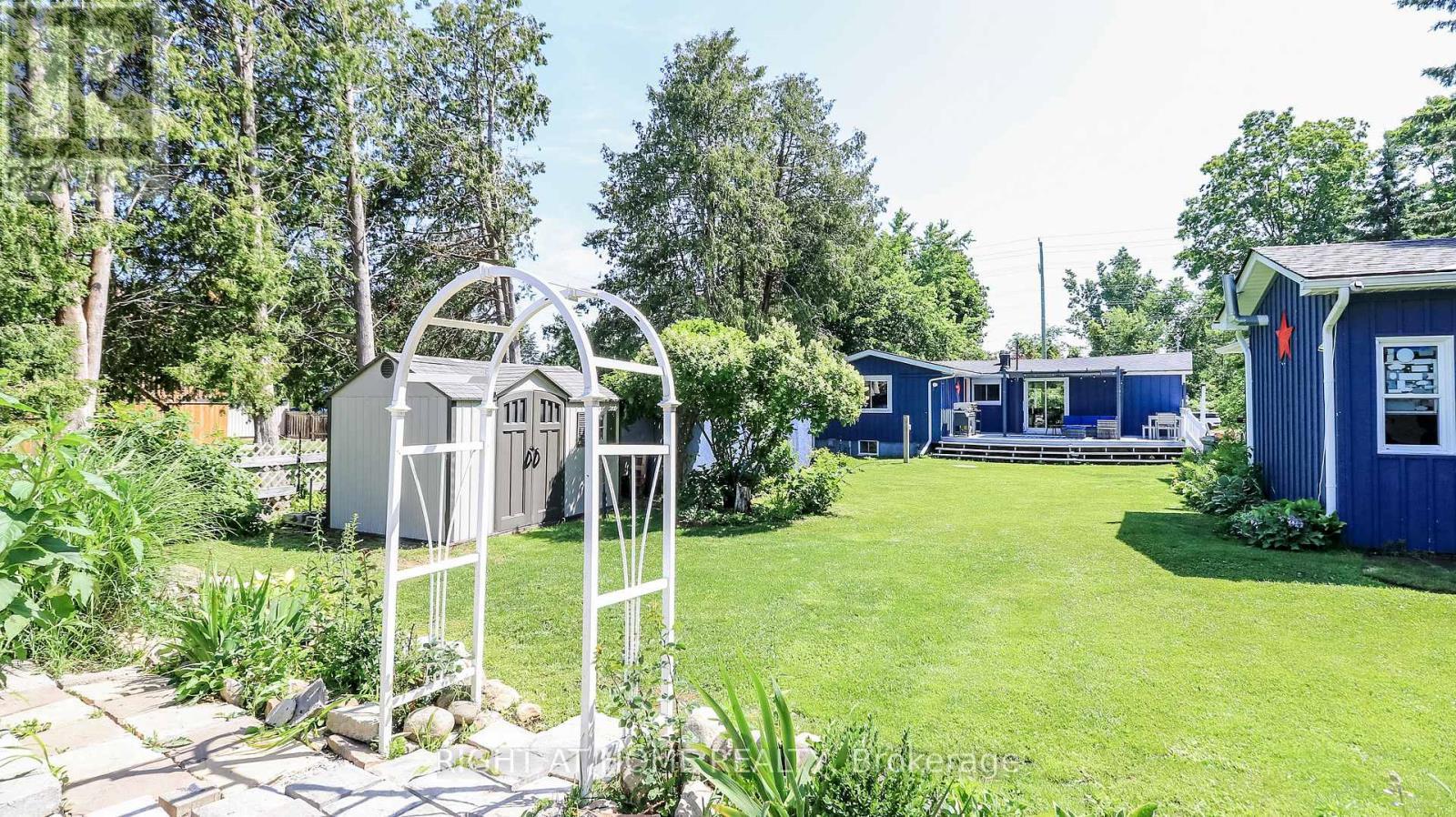 2988 25Th Sideroad, Innisfil, ON - Outdoor
