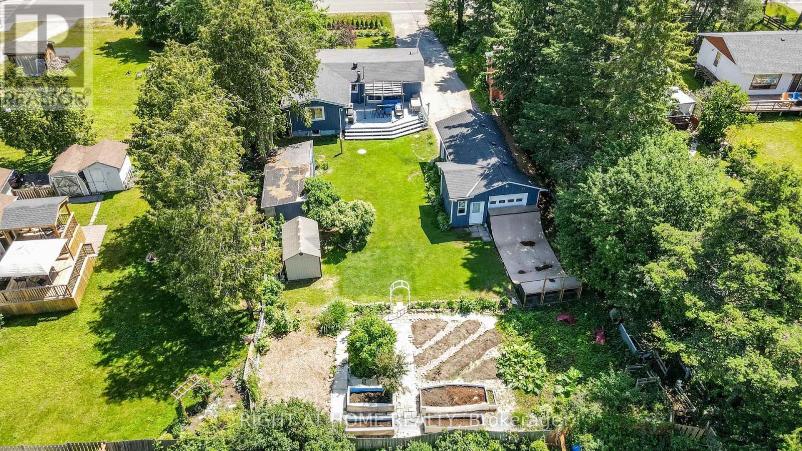 2988 25Th Sideroad, Innisfil, ON - Outdoor