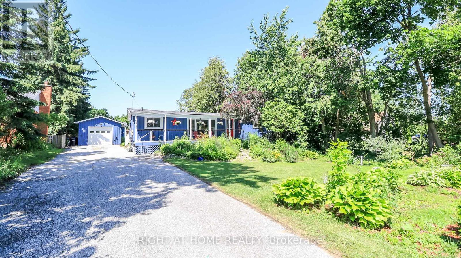 2988 25Th Sideroad, Innisfil, ON - Outdoor