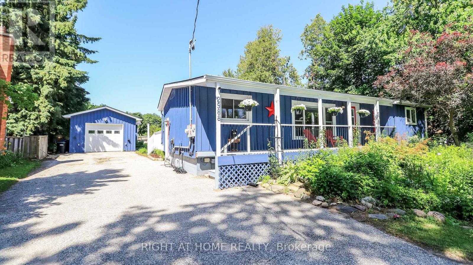 2988 25Th Sideroad, Innisfil, ON - Outdoor With Deck Patio Veranda