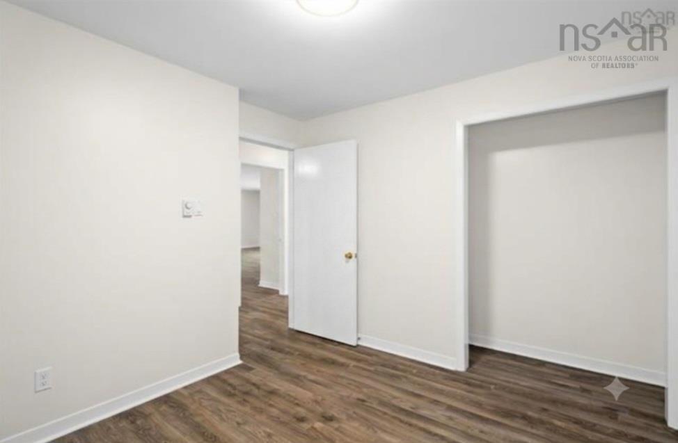 241 & 239 Lockview Road, Fall River, NS - Indoor Photo Showing Other Room
