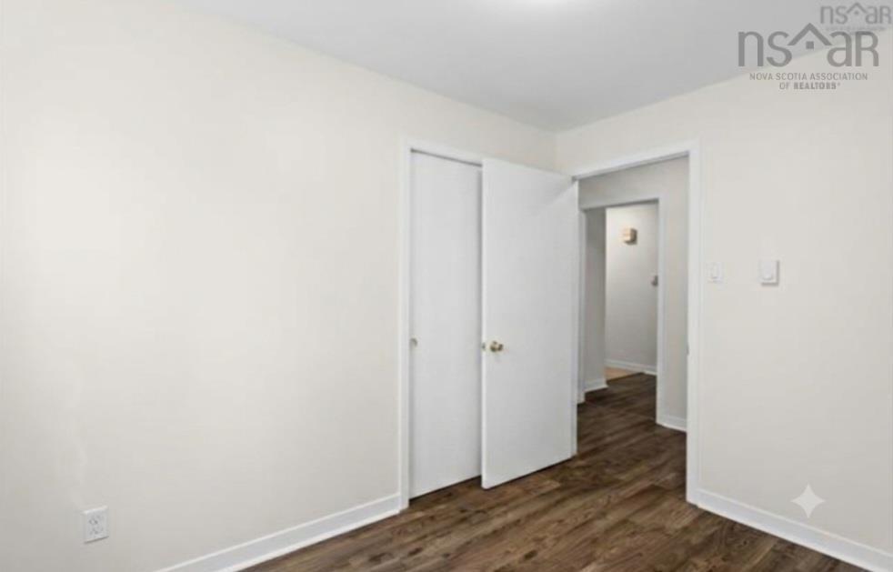 241 & 239 Lockview Road, Fall River, NS - Indoor Photo Showing Other Room