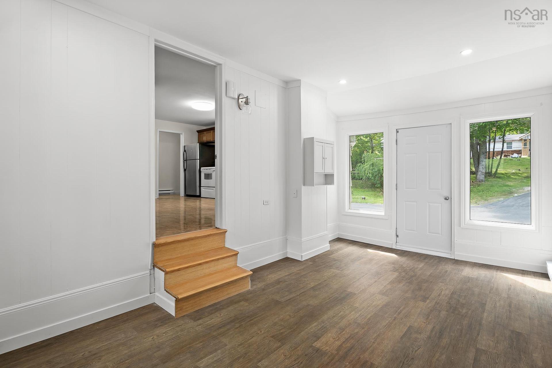 241 & 239 Lockview Road, Fall River, NS - Indoor Photo Showing Other Room