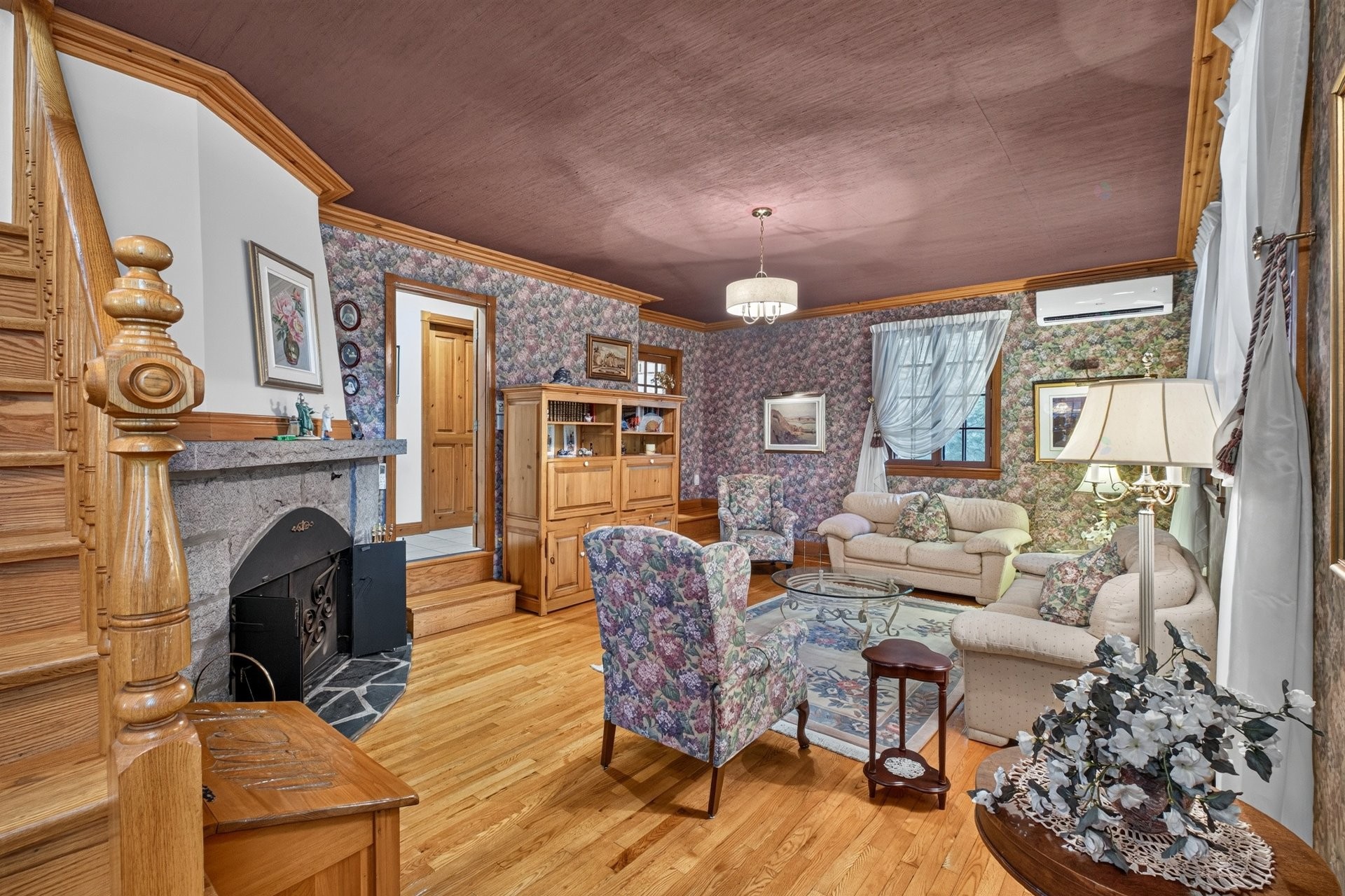 Salon - 751 Ch. Duplessis, Sherbrooke (Fleurimont), QC - Indoor Photo Showing Other Room With Fireplace
