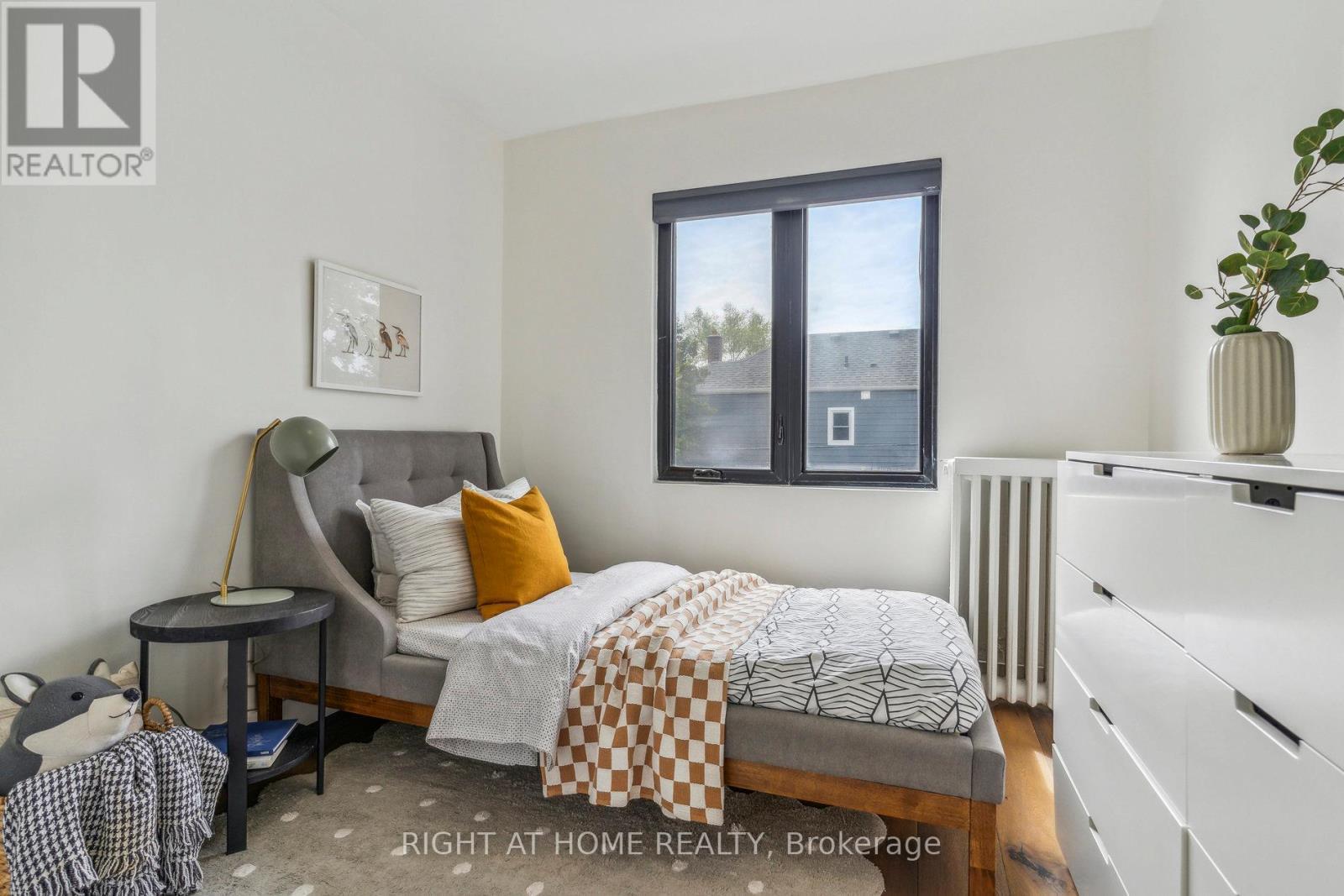 141 O'Connor Drive, Toronto, ON - Indoor Photo Showing Bedroom