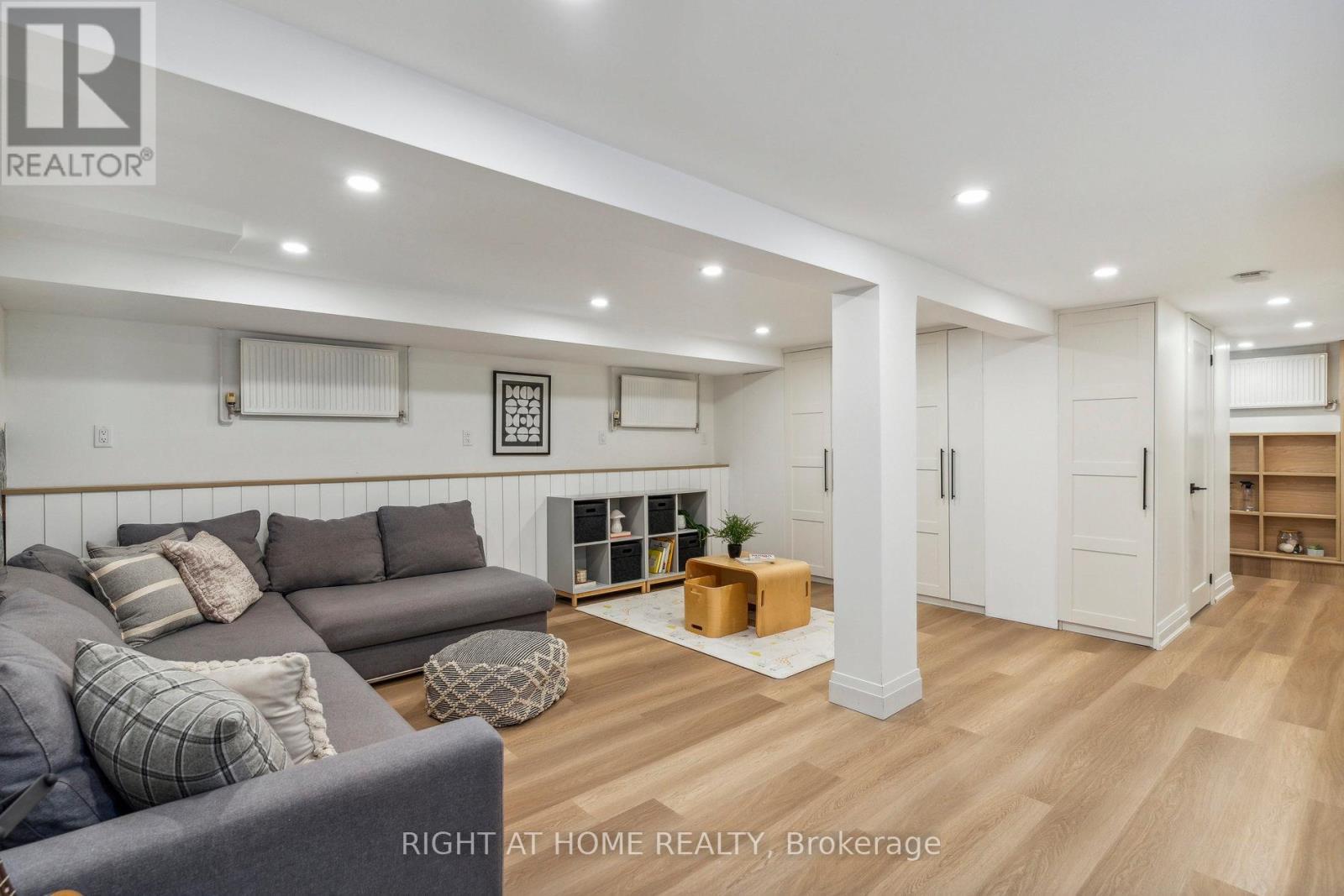 141 O'Connor Drive, Toronto, ON - Indoor