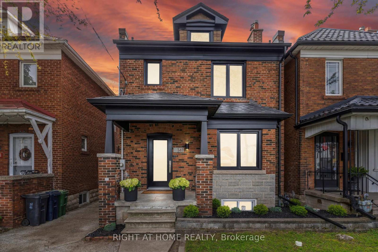 141 O'Connor Drive, Toronto, ON - Outdoor With Facade