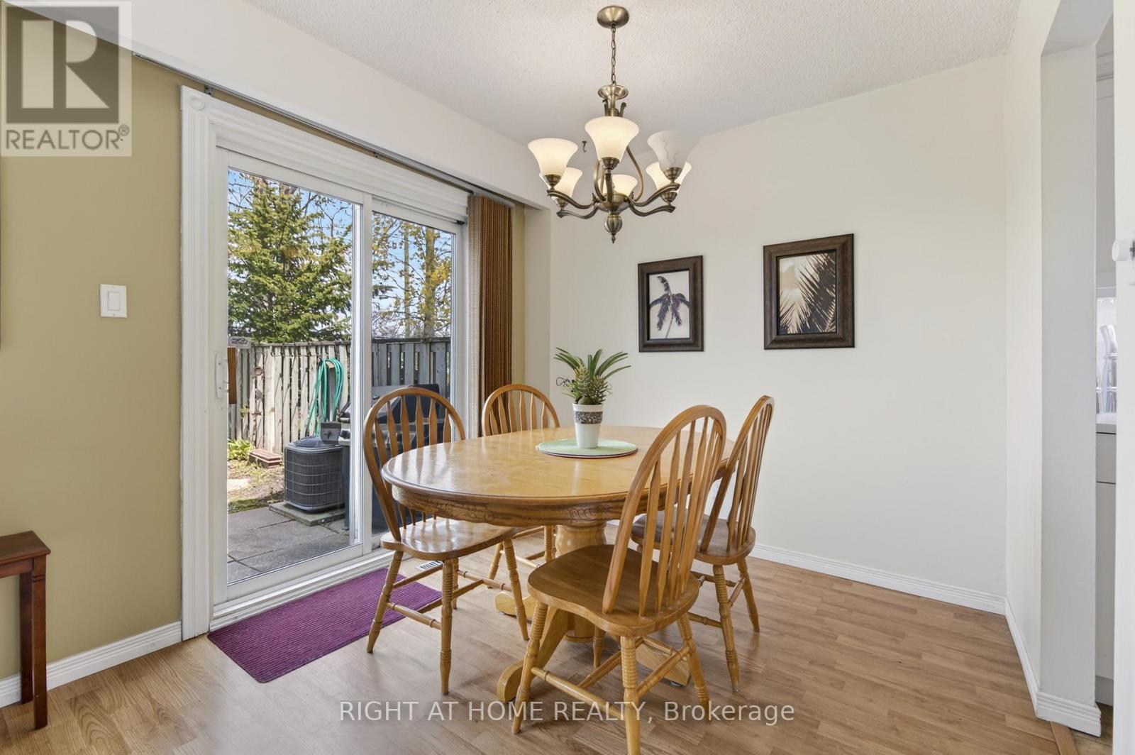 47 - 2 Bernick Drive, Barrie, ON - Indoor Photo Showing Dining Room