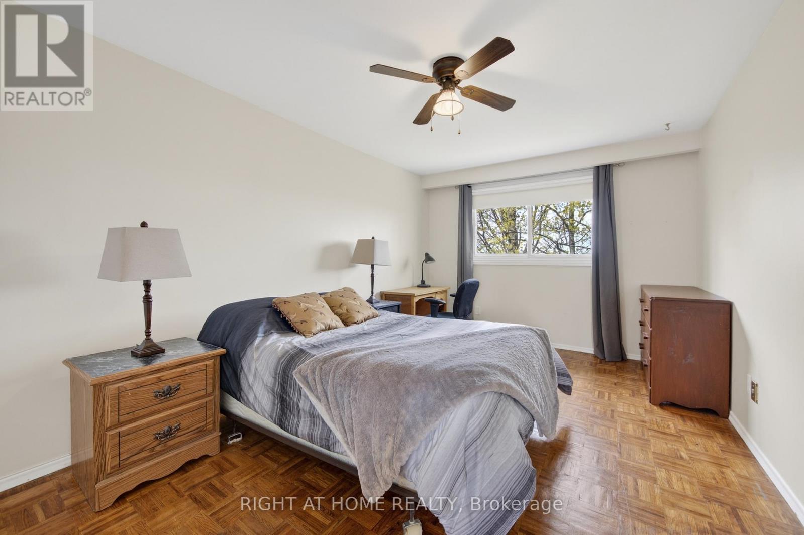 47 - 2 Bernick Drive, Barrie, ON - Indoor Photo Showing Bedroom