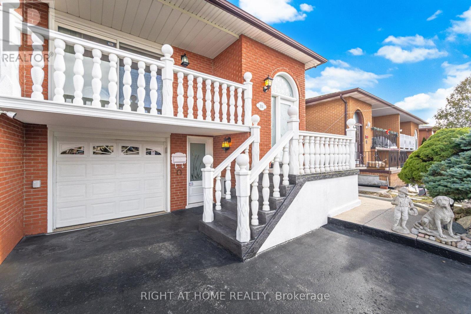 3938 Midhurst Lane, Mississauga, ON - Outdoor