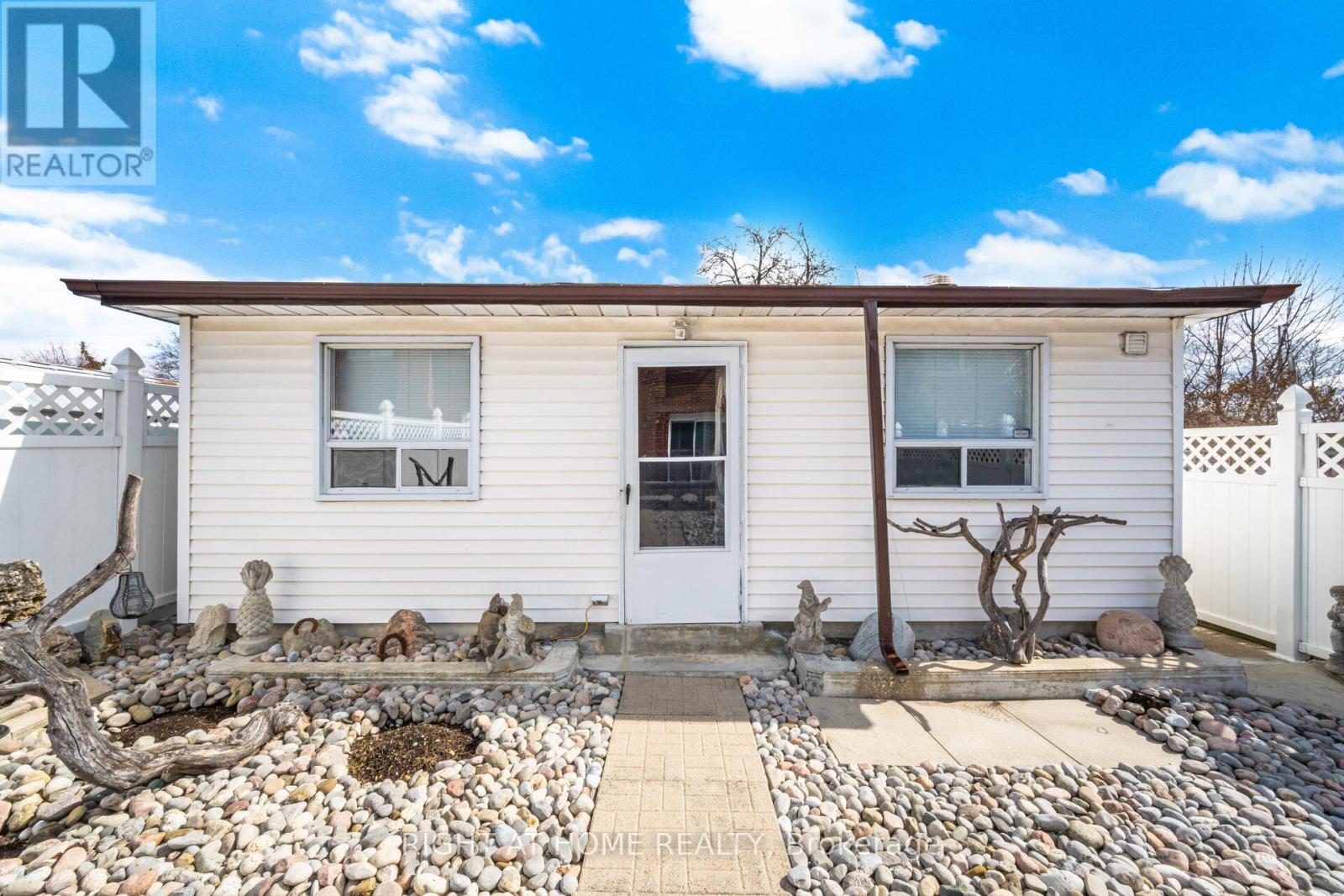 3938 Midhurst Lane, Mississauga, ON - Outdoor