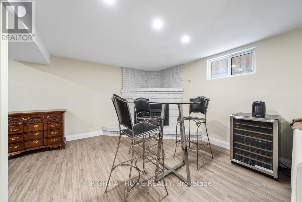 494 Ferguson Avenue N, Hamilton, ON - Indoor