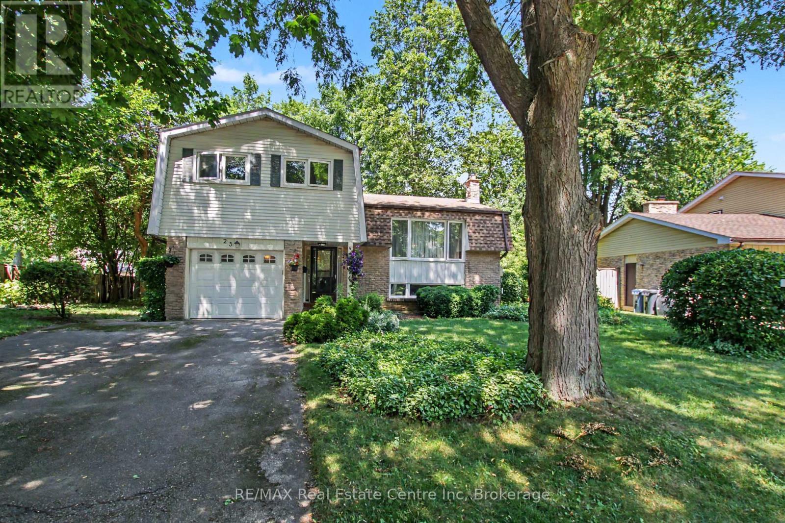 23 Northwood Crescent, Guelph (Willow West/Sugarbush/West Acres), ON - Outdoor
