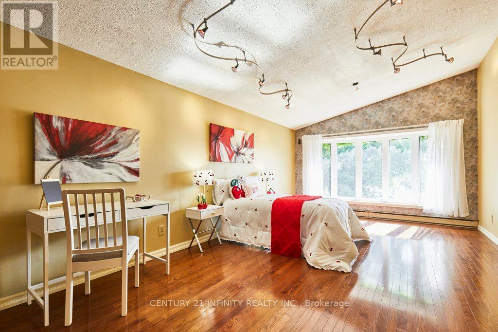 1 Goodland Gate, Toronto (Agincourt South-Malvern West), ON - Indoor
