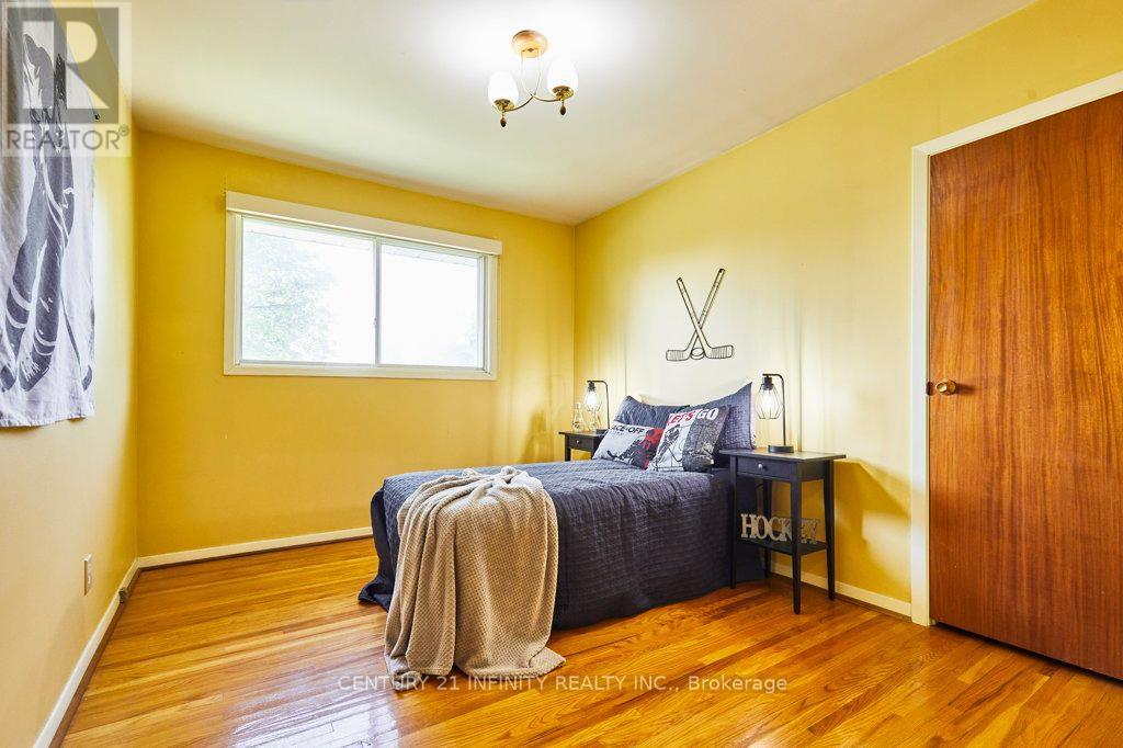 1 Goodland Gate, Toronto (Agincourt South-Malvern West), ON - Indoor Photo Showing Bedroom