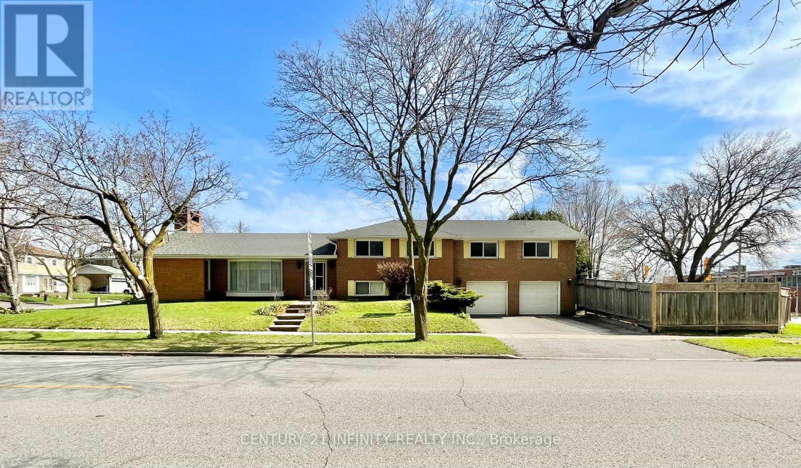 1 Goodland Gate, Toronto (Agincourt South-Malvern West), ON - Outdoor