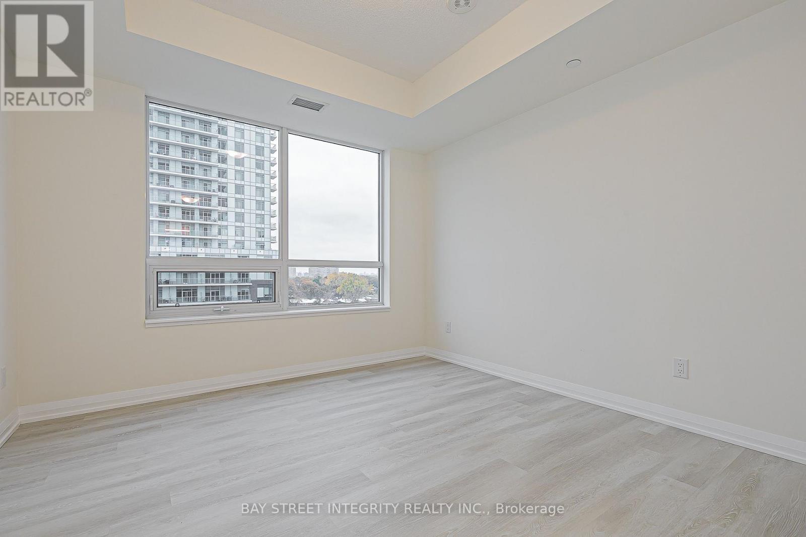 710 - 3260 Sheppard Avenue E, Toronto, ON - Indoor Photo Showing Other Room