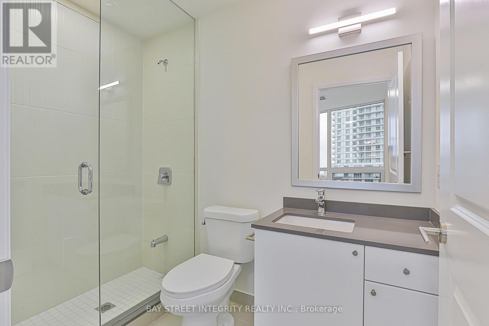 710 - 3260 Sheppard Avenue E, Toronto, ON - Indoor Photo Showing Bathroom