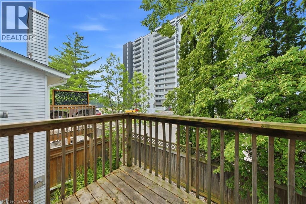 2155 Duncaster Drive Unit# 2, Burlington, ON - Outdoor