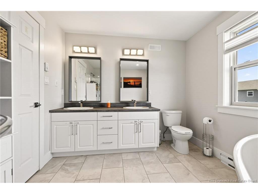 125 Lakeburn, Dieppe, NB