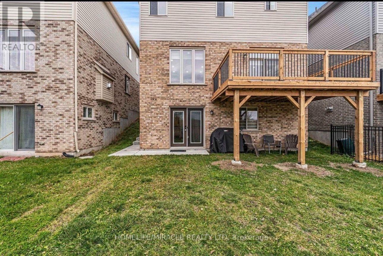 121 Steeplechase Way, Waterloo, ON - Outdoor With Deck Patio Veranda
