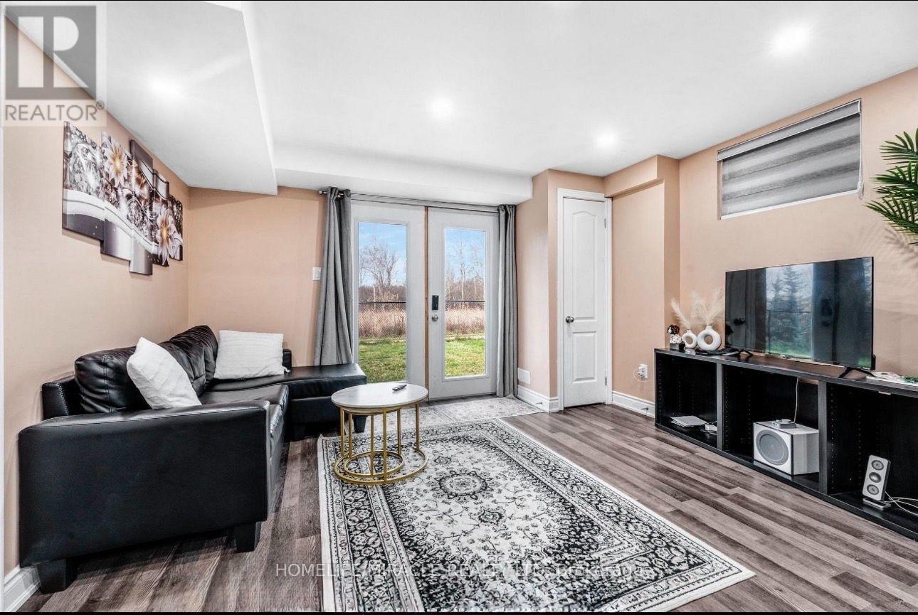 121 Steeplechase Way, Waterloo, ON - Indoor