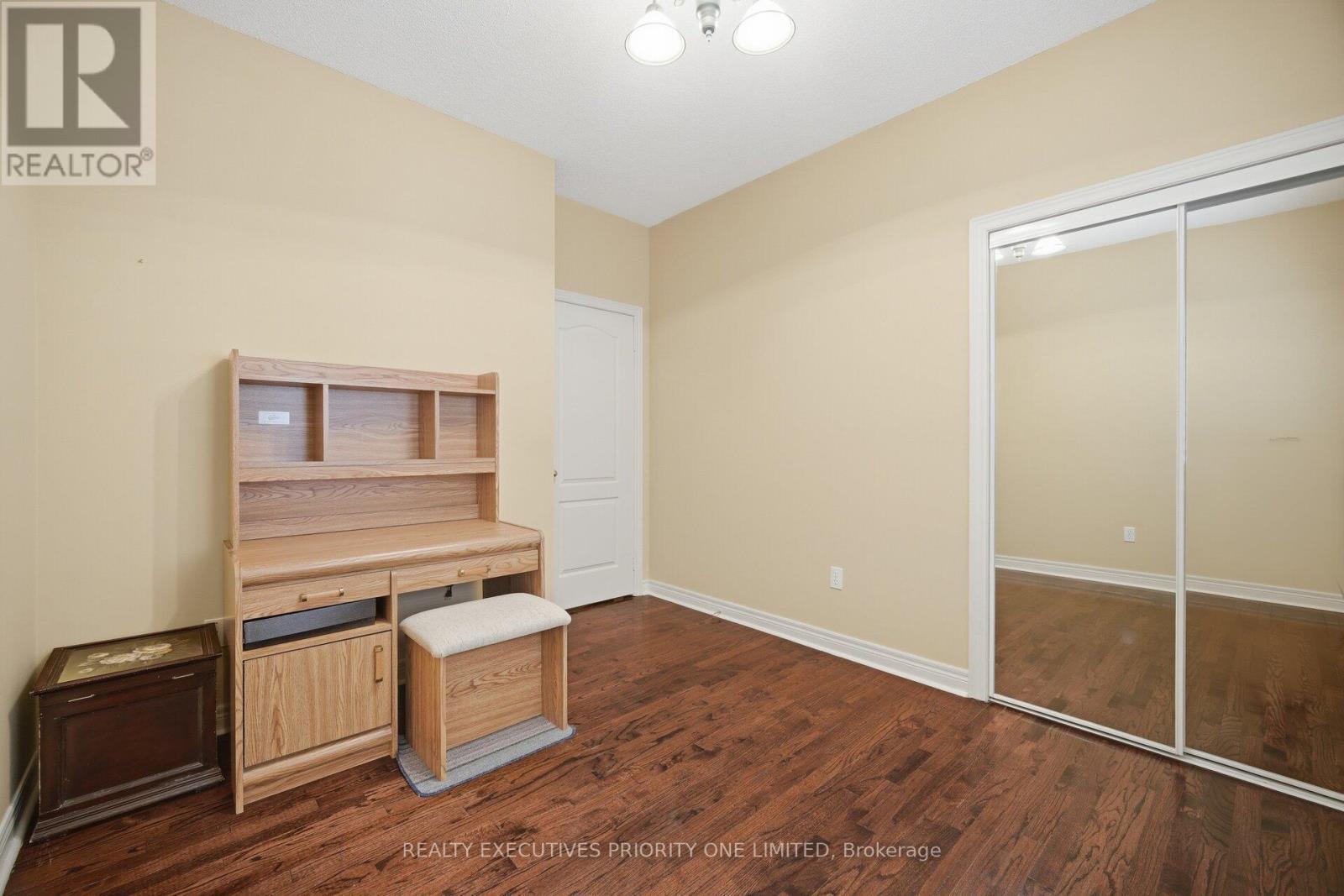 222 Caproni Drive, Vaughan, ON - Indoor Photo Showing Other Room