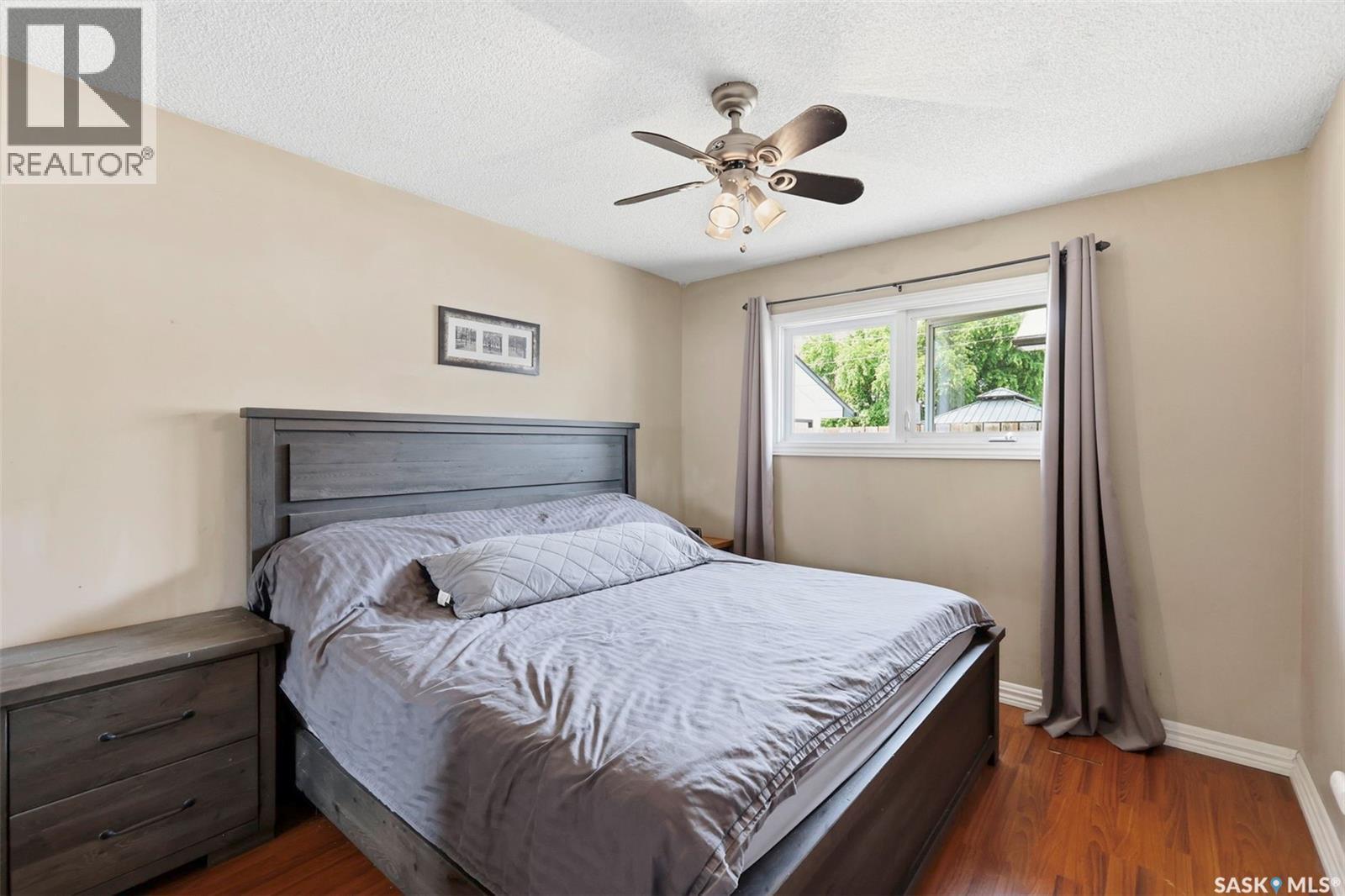 917 S Avenue N, Saskatoon, SK - Indoor Photo Showing Bedroom