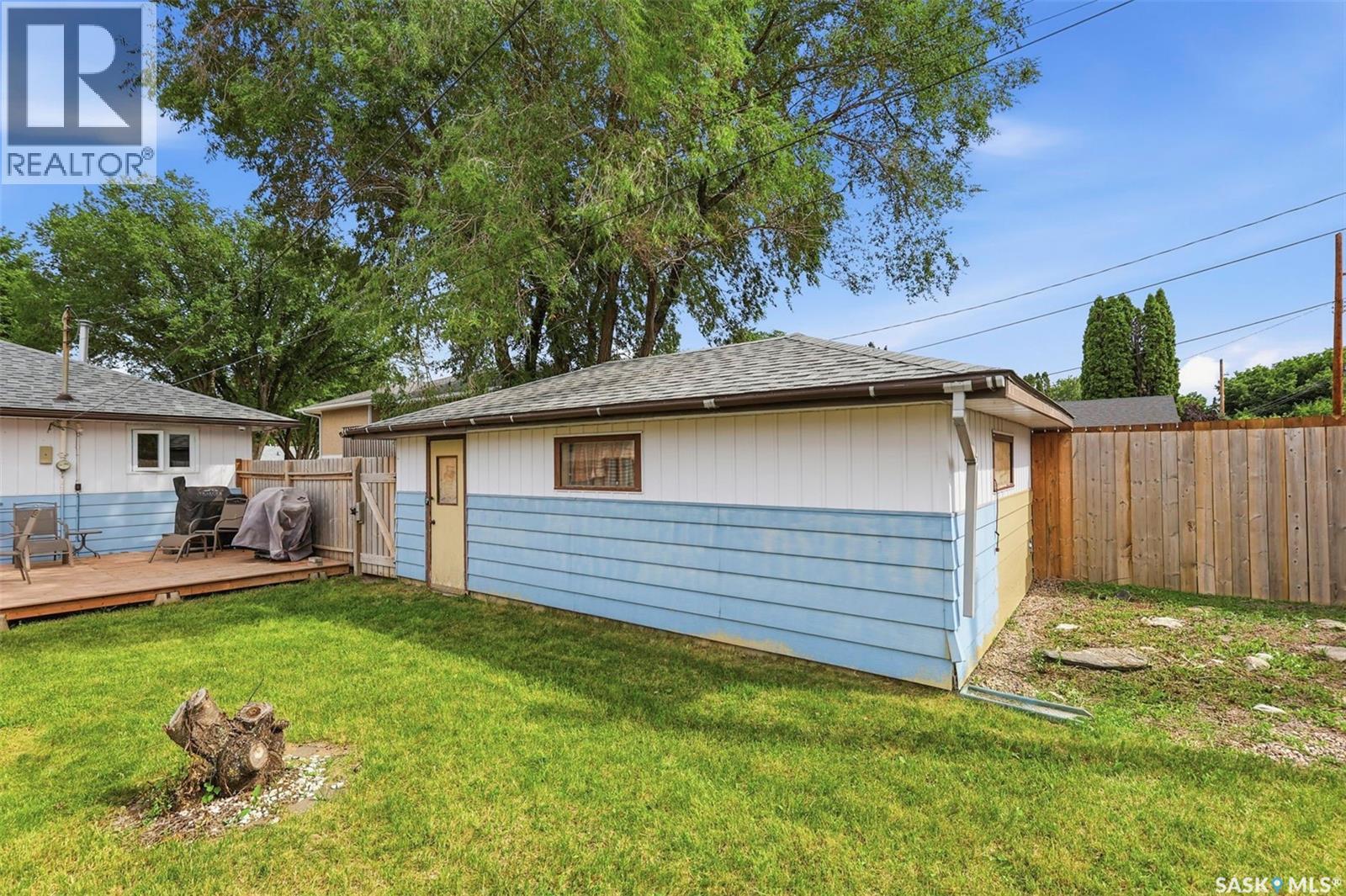 917 S Avenue N, Saskatoon, SK - Outdoor