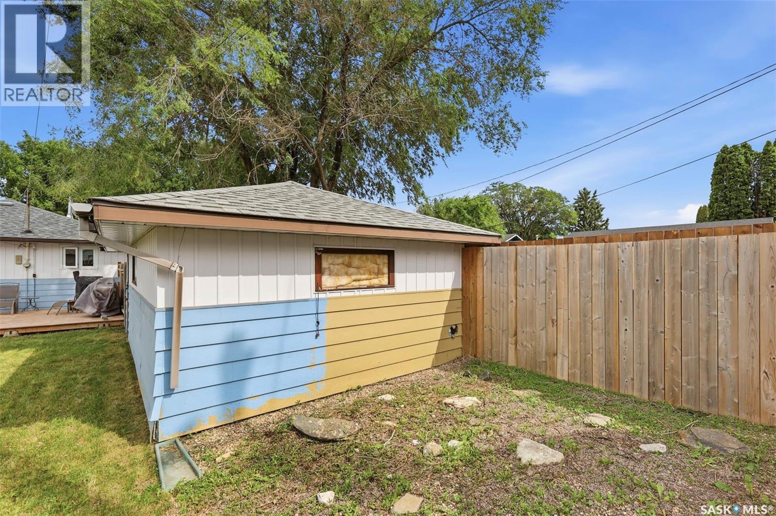 917 S Avenue N, Saskatoon, SK - Outdoor