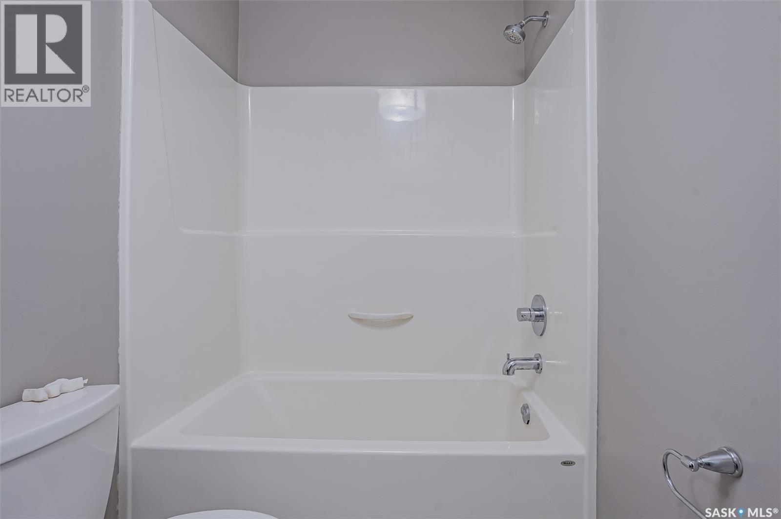 3107 Mcclocklin Road, Saskatoon, SK - Indoor Photo Showing Bathroom