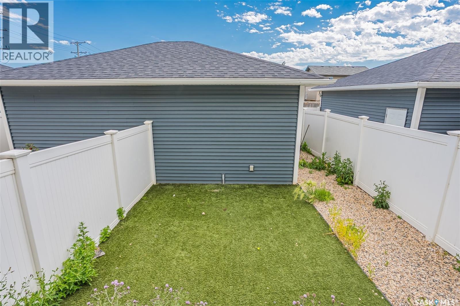 3107 Mcclocklin Road, Saskatoon, SK - Outdoor