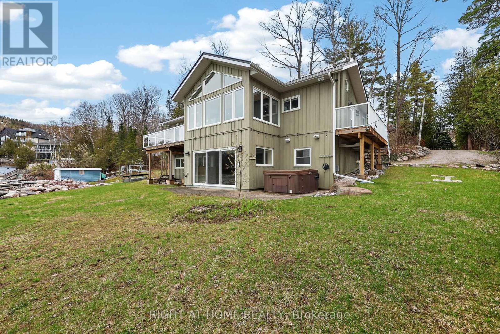 442 Silver Birch Drive, Tiny, ON - Outdoor