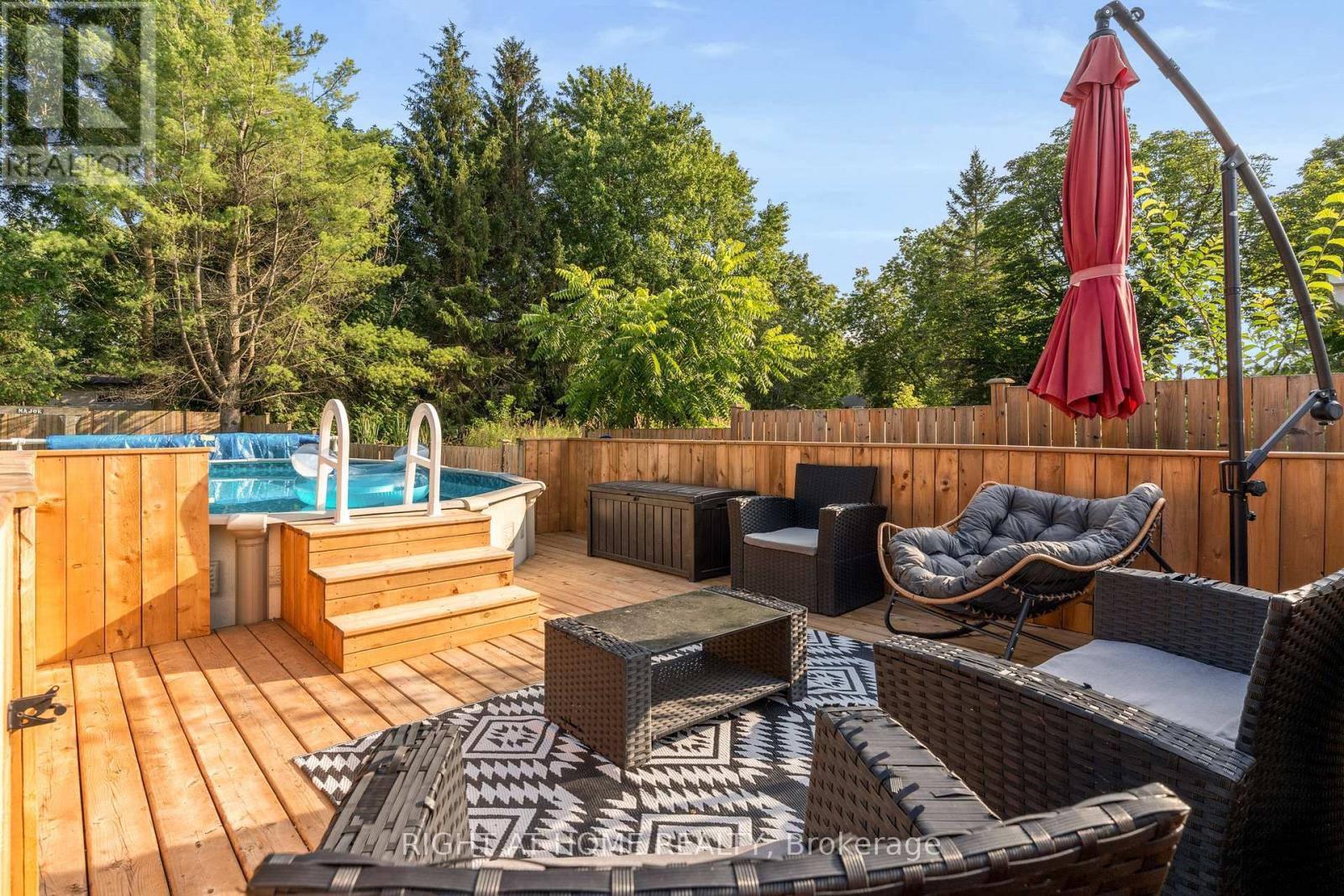 5317 County 9 Road, Clearview, ON - Outdoor With Above Ground Pool