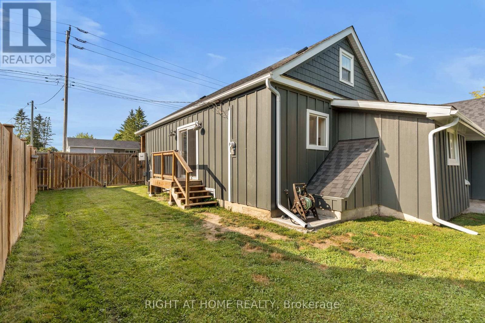 5317 County 9 Road, Clearview, ON - Outdoor