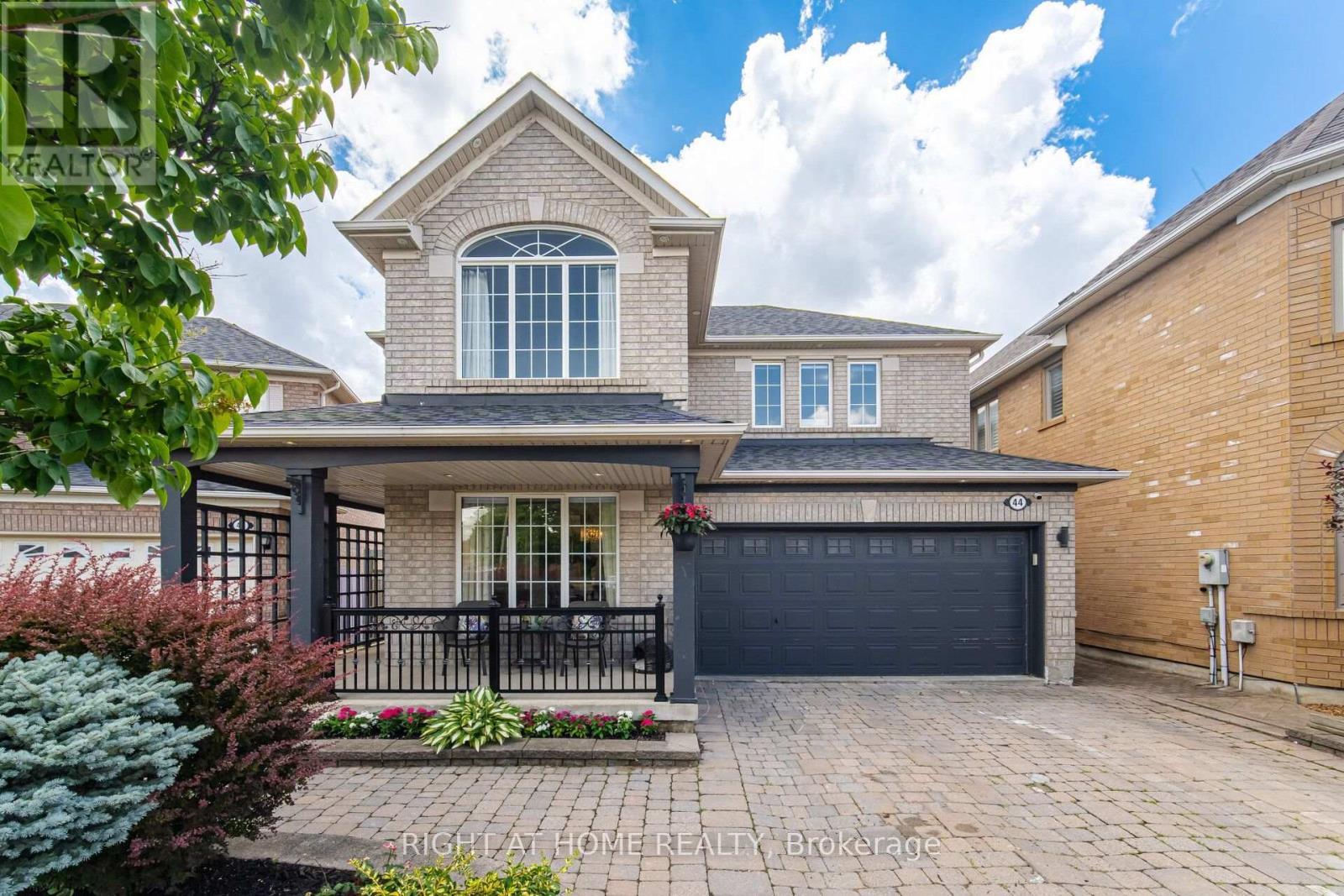 44 Crew Crescent, Vaughan, ON - Outdoor