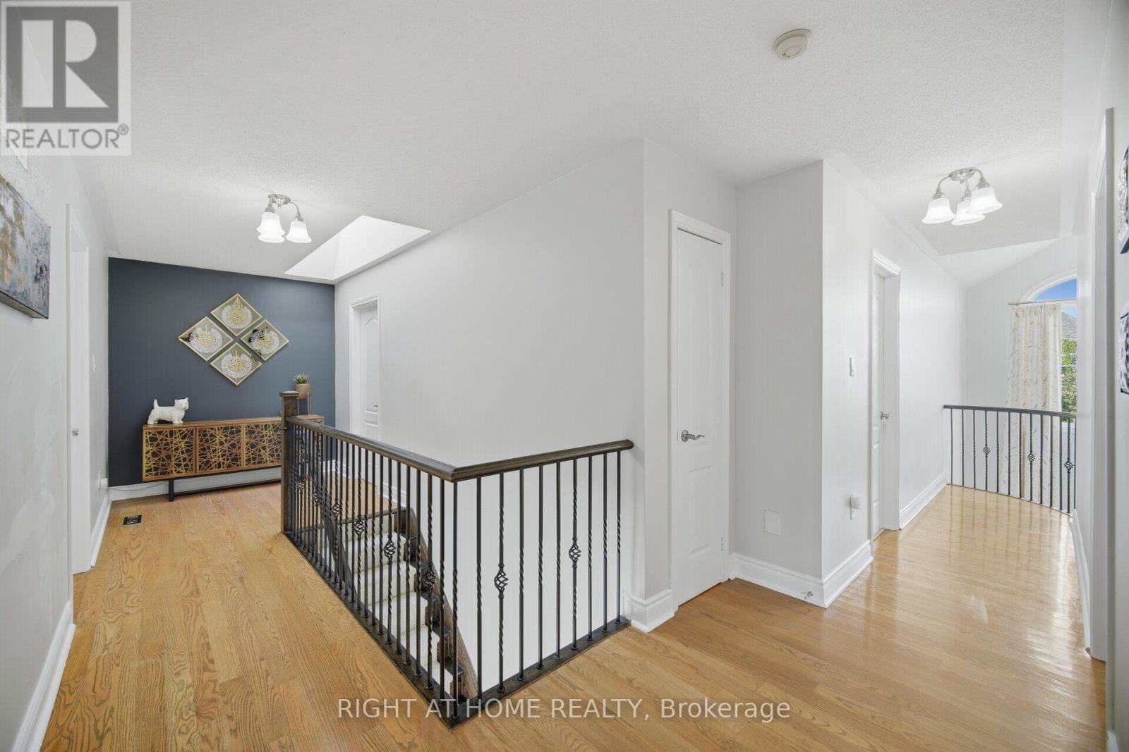 44 Crew Crescent, Vaughan, ON - Indoor Photo Showing Other Room