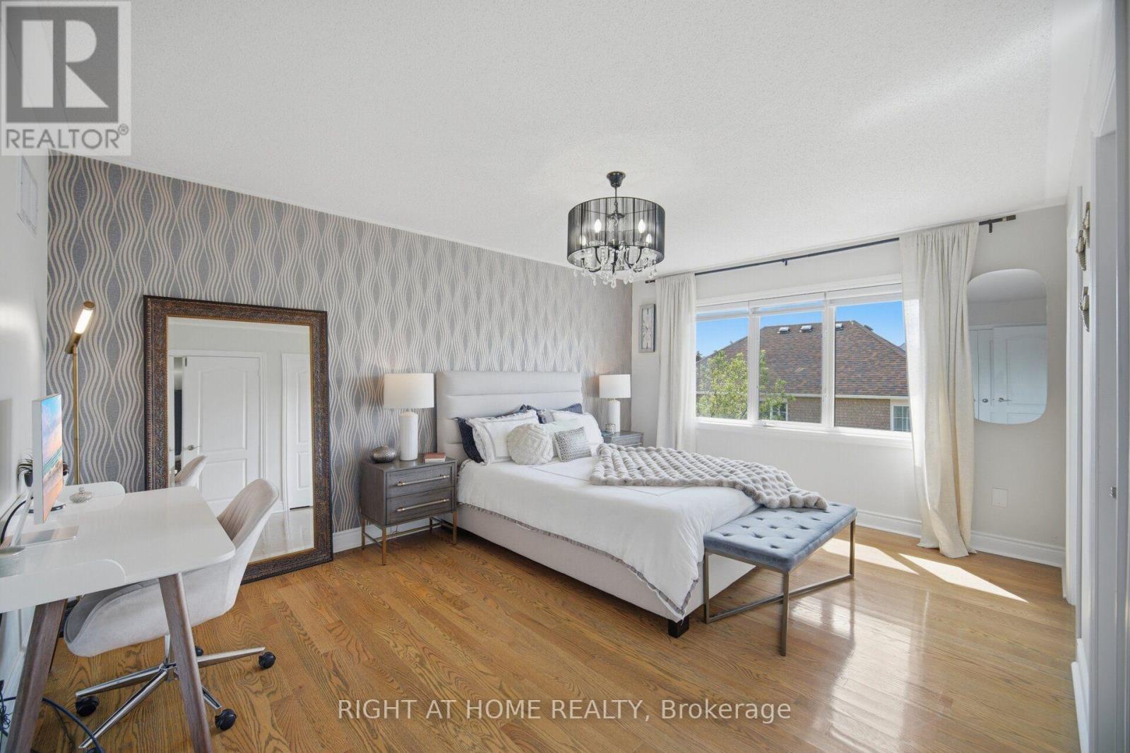 44 Crew Crescent, Vaughan, ON - Indoor Photo Showing Bedroom