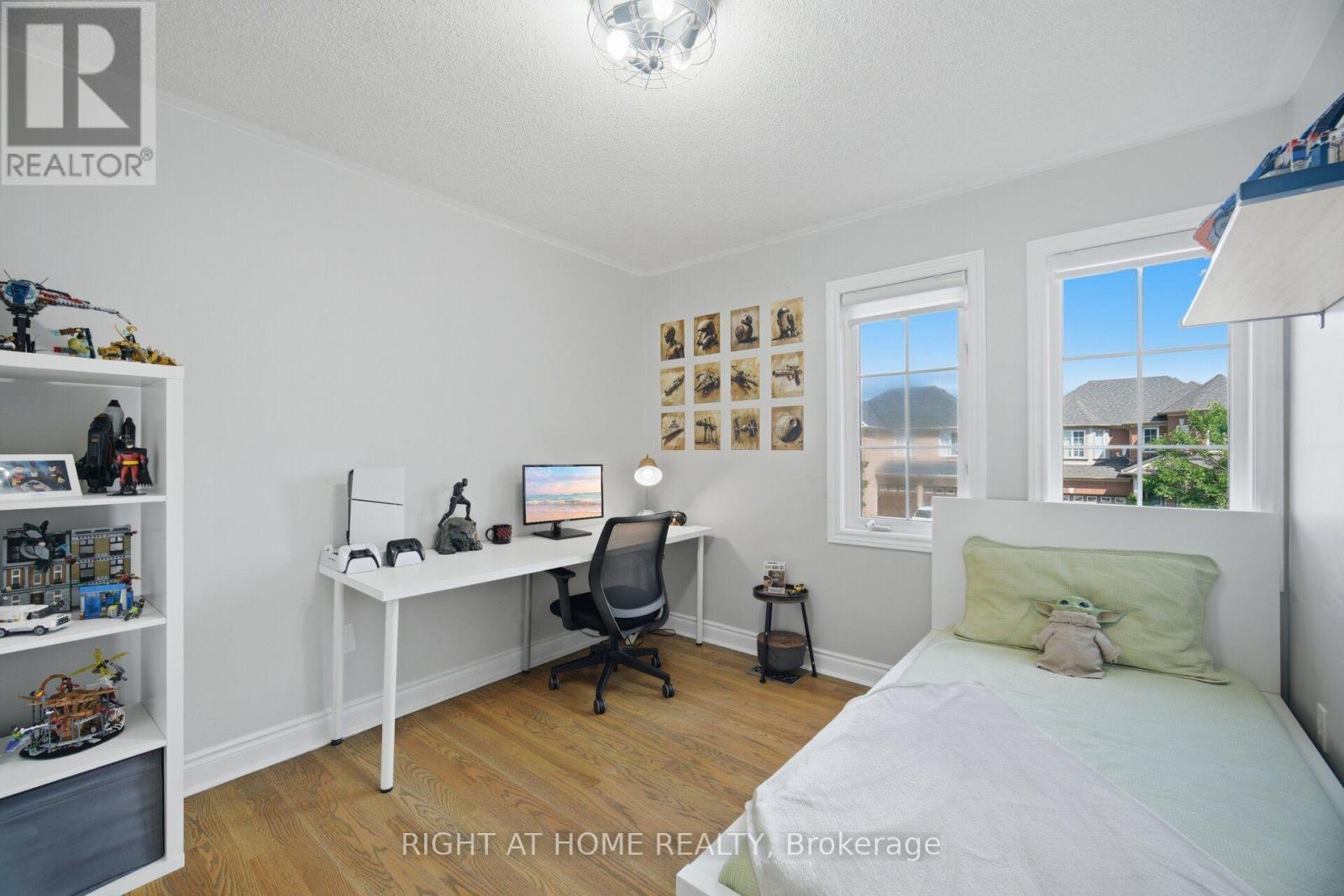 44 Crew Crescent, Vaughan, ON - Indoor Photo Showing Other Room