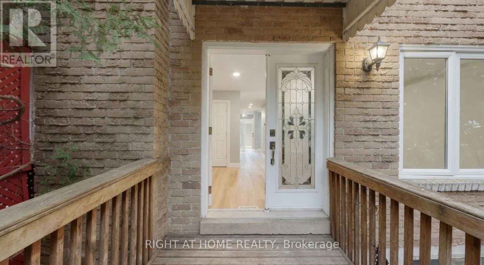 35 Chalfield Lane, Mississauga, ON - With Exterior