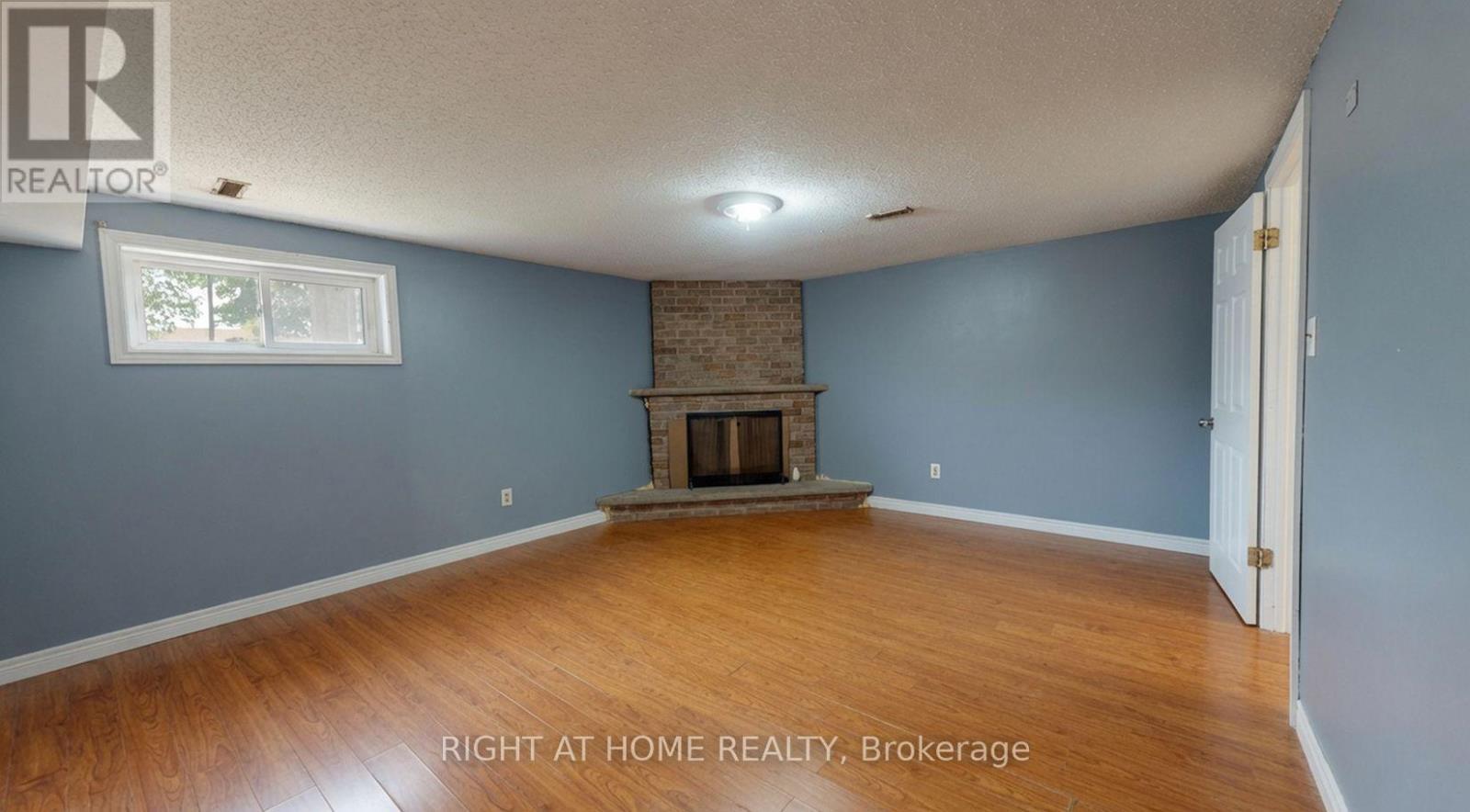 35 Chalfield Lane, Mississauga, ON - Indoor With Fireplace