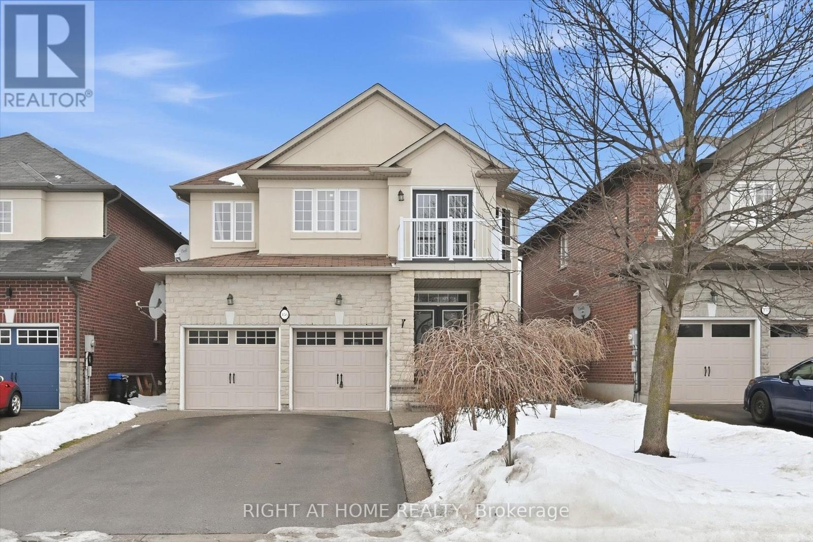 456 Valridge Drive, Hamilton, ON - Outdoor With Facade