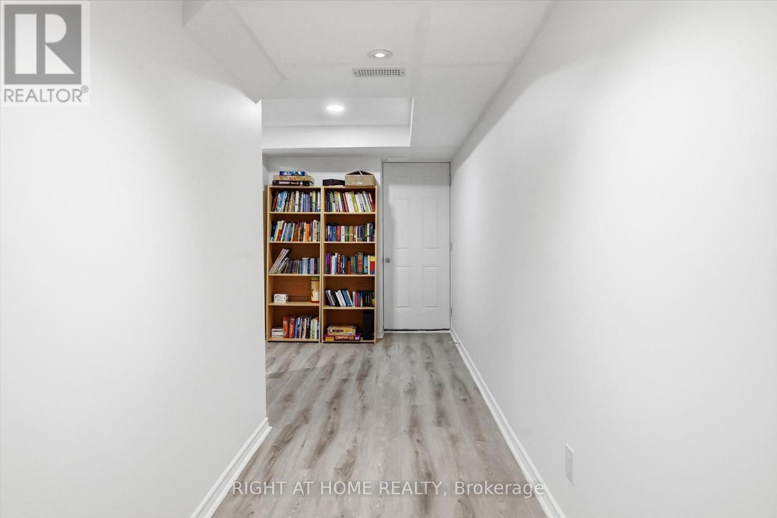 456 Valridge Drive, Hamilton, ON - Indoor Photo Showing Other Room