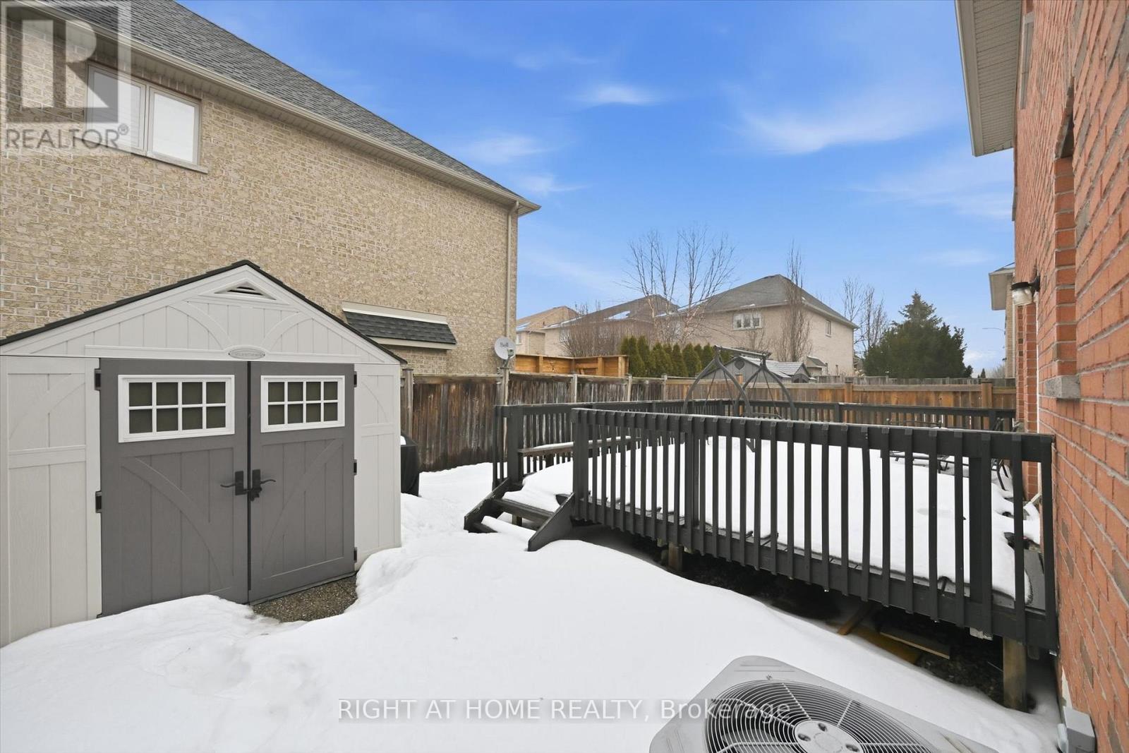 456 Valridge Drive, Hamilton, ON - Outdoor With Exterior