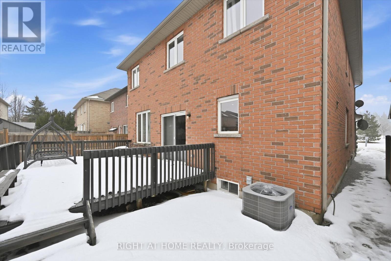456 Valridge Drive, Hamilton, ON - Outdoor With Exterior