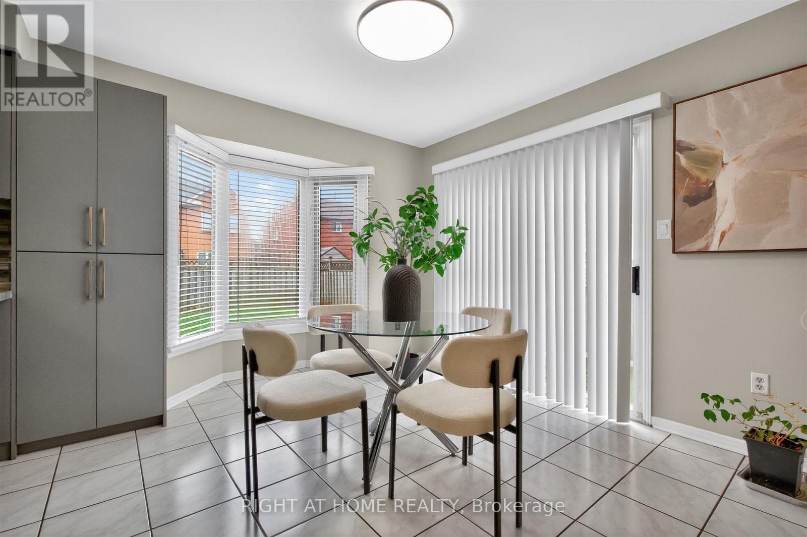 3 Lancashire Road, Markham, ON - Indoor Photo Showing Dining Room