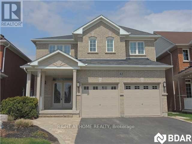 B - 42 Westminster Circle, Barrie, ON - Outdoor With Facade
