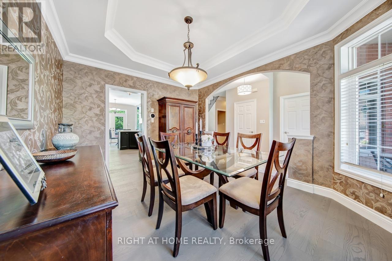 Dining Room - 126 Moore Crescent, Hamilton, ON - Indoor Photo Showing Dining Room